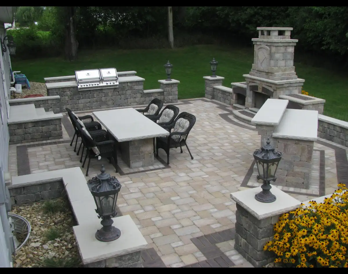 Shade tree planting by Matthias Landscaping