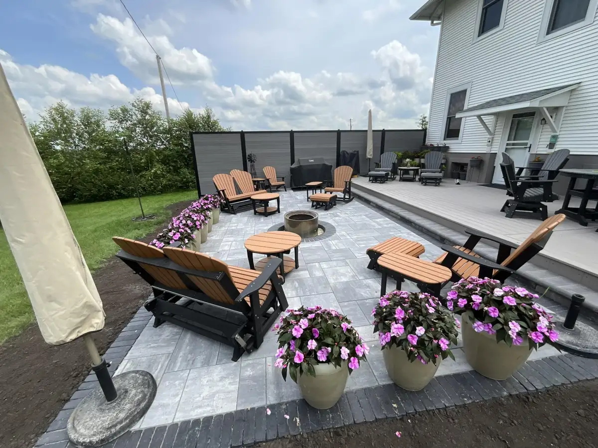 Professionally maintained commercial landscape in Waterloo, Iowa